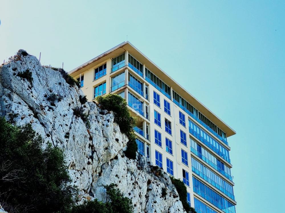 Image of Clifftop House